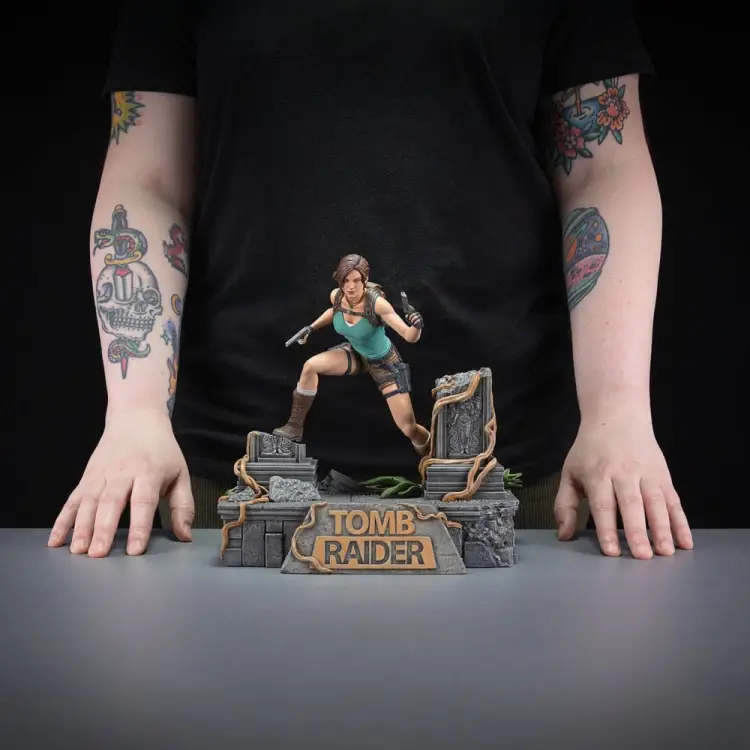 Dark Horse Tomb Raider - Lara Croft - PVC Statue