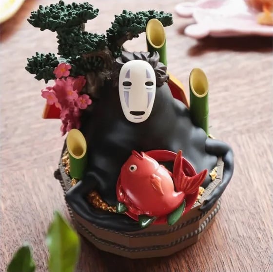 Benelic Ghibli - No Face - Golden Bucket & Bamboos Diorama