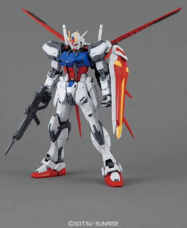 Bandai Gundam - Aile Strike Gundam - Master Grade Aile Strike Gundam