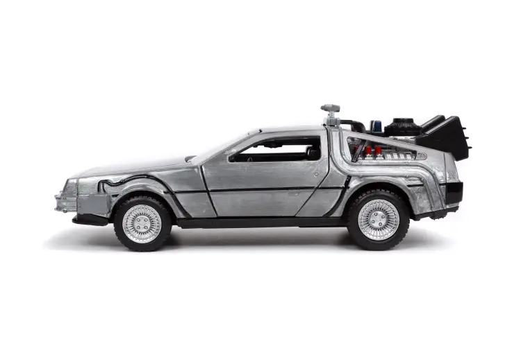 BACK TO THE FUTURE - Wehikuł czasu 1:32 DeLorean z pierwszej części
