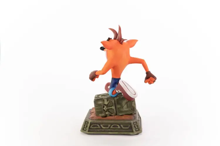 x_f4fcrashgst_j.jpg