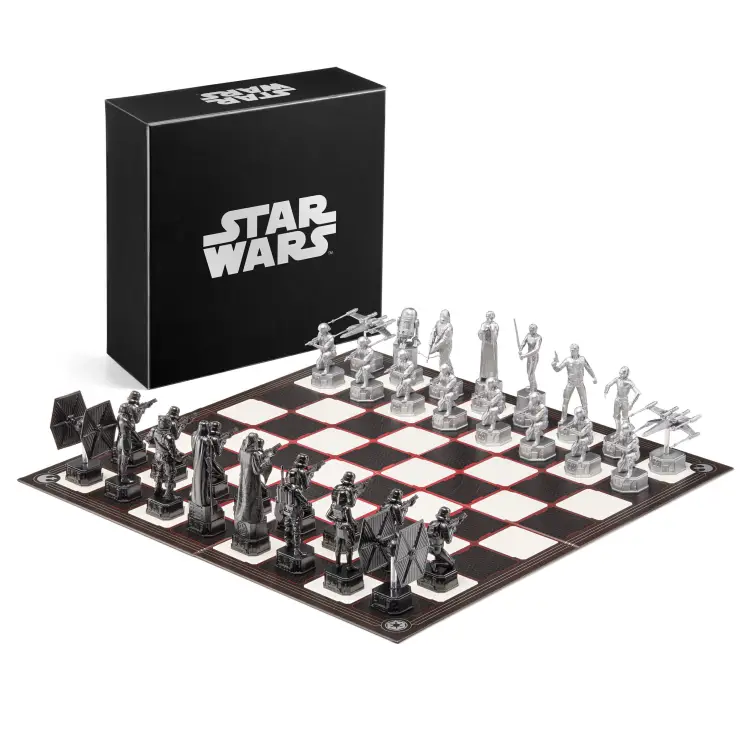Noble Collection Star Wars - Original Trilogy - Chess Game
