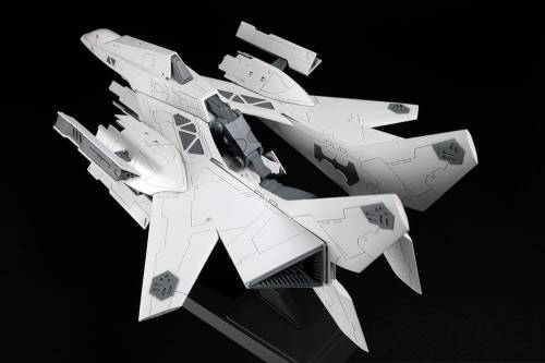 Silpheed SA-77 Lancer Type Convertible Plastic Model Kit 1/100 by Plum