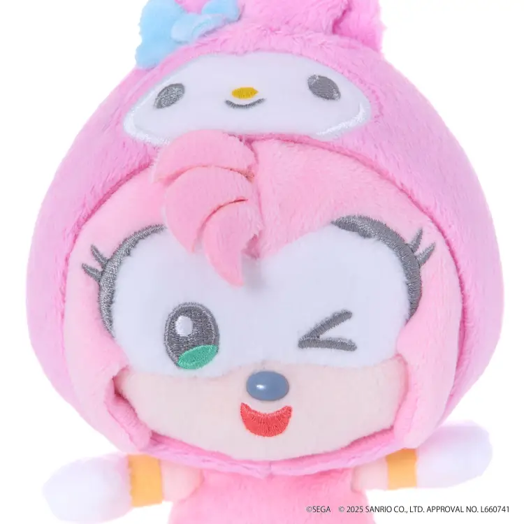 SONIC & FRIENDS X SANRIO - Amy x My Melody - Mascot Plush 8cm
