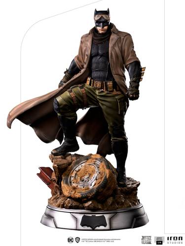JUSTICE LEAGUE - Batman Knightmare - Statua Legacy Replica 1/4 58cm