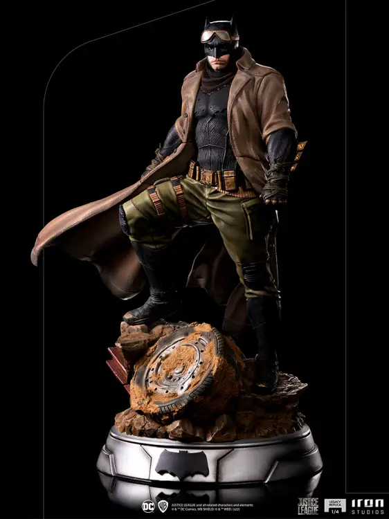JUSTICE LEAGUE - Batman Knightmare - Statua Legacy Replica 1/4 58cm