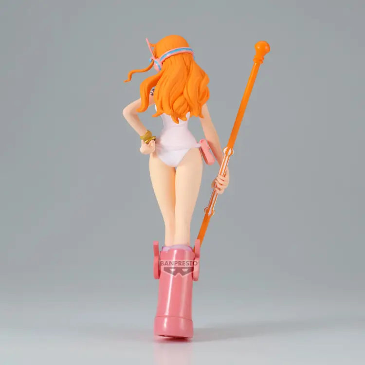ONE PIECE - Nami - Figurka Shukko 16cm