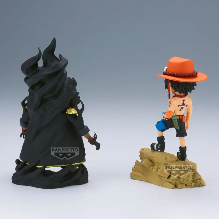 ONE PIECE - Ace VS Marshall D. Teach - Figurka WCF Log Stories 8cm