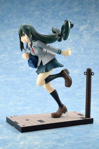 MY HERO ACADEMIA - Tsuyu Asui - statuetka 1/8