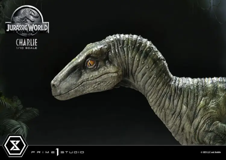 JURASSIC WORLD - Charlie - Statuetka 17 cm
