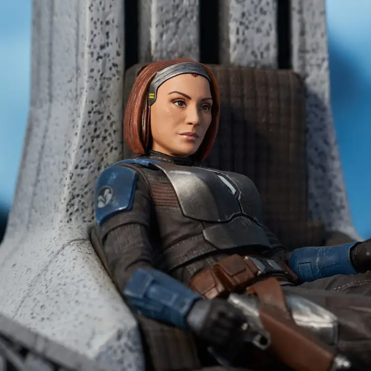 MANDALORIAN - Bo-Katan na tronie - statuetka Premier Collection 35 cm