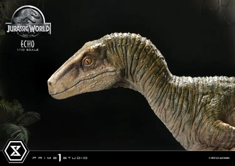JURASSIC WORLD - Echo - Statuetka 17 cm