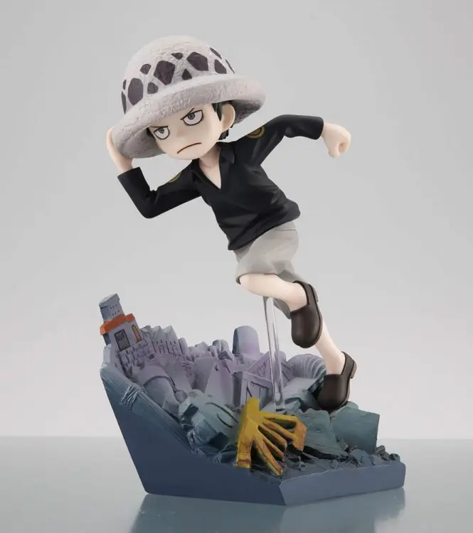 ONE PIECE - Trafalgar Law "Run Run Run" - statuetka G.E.M. 13cm