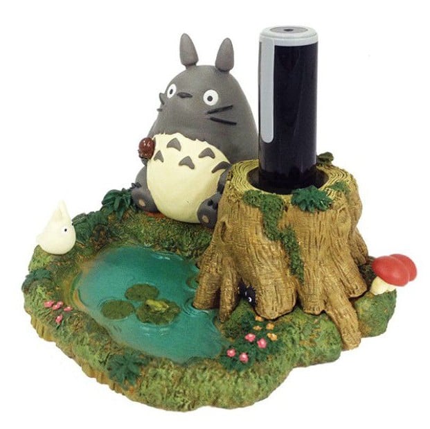 MY NEIGHBOR TOTORO - Totoro nad stawem - Piórnik z figurką
