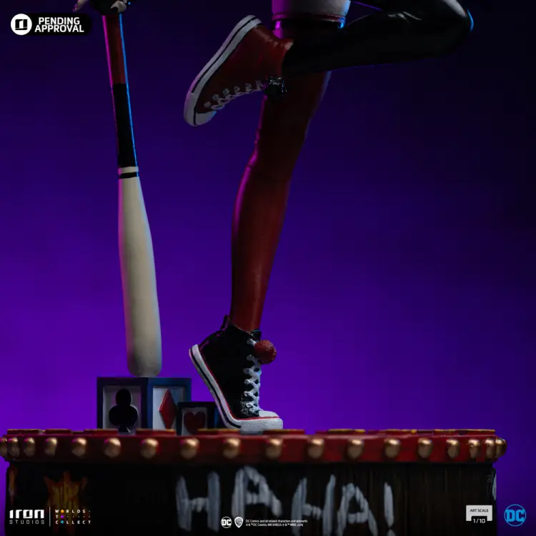 DC COMICS - Harley Quinn - Statua artystyczna w skali 1/10 22 cm
