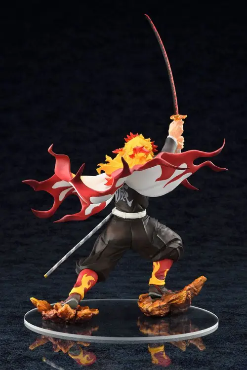 DEMON SLAYER - Kyojuro Rengoku - Statuetka Bellfine 33cm