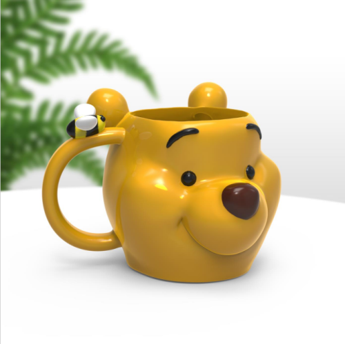 WINNIE THE POOH - Kubek w kształcie Kubusia