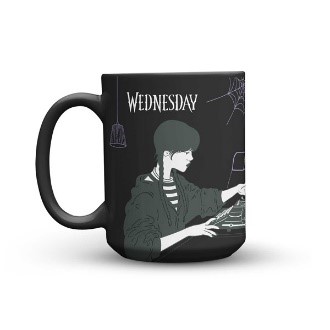 WEDNESDAY with Her Typewriter - Kubek 11,8 uncji