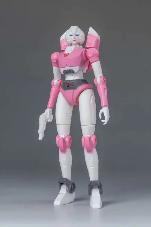 TRANSFORMERS GENERATION ONE - Arcee - Zestaw modelarski 11 cm