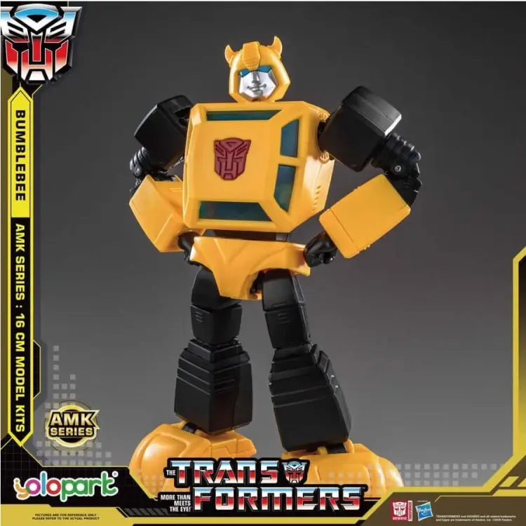 TRANSFORMERS GENERATION ONE - Bumblebee - Zestaw modelarski 16 cm