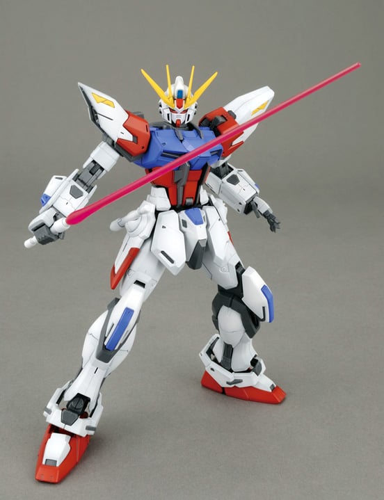 GUNDAM Build Fighters - Zestaw modelarski - MG 1/100 - Strike Gundam Full Pack