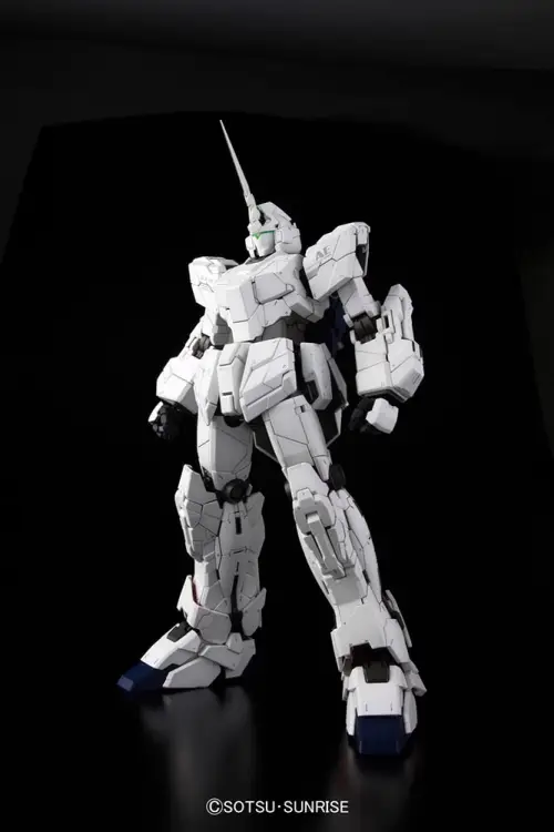 GUNDAM - Zestaw modelarski - PG Unicorn RX-0 1/60
