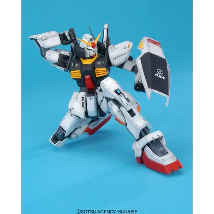 GUNDAM - Model Kit - Master Grade - Gundam Mk-II Ver. 2.0 - 18 CM
