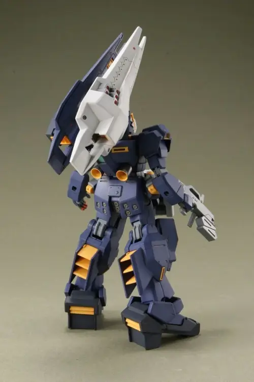 Bandai Model Kit Gundam - HAZEL HIGH MANEUVER - Zestaw modelarski 1/144 HGUC