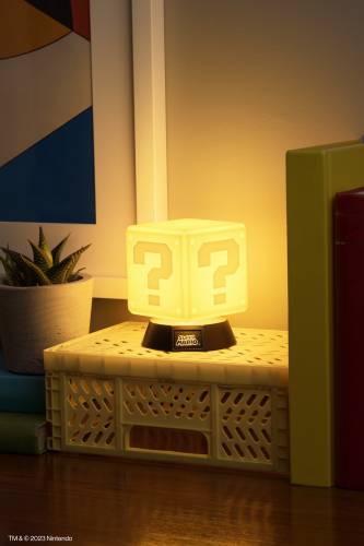 SUPER MARIO - Blok pytań - Icon Light - 3,9 cala