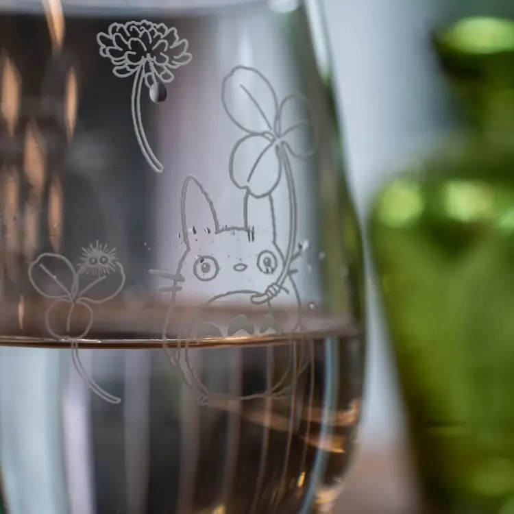 MY NEIGHBOR TOTORO - Totoro & Biała koniczyna - Grawerowane szkło 325ml