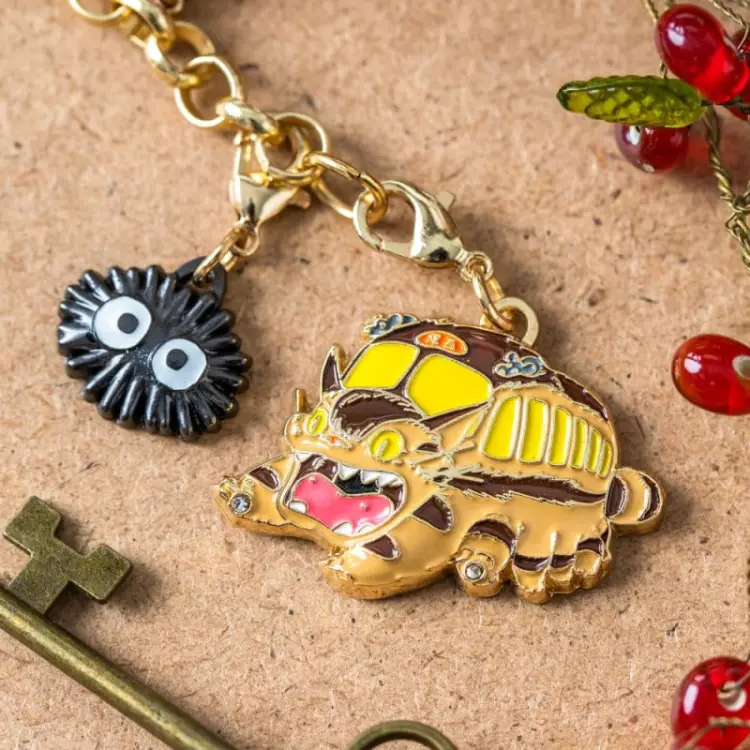 MY NEIGHBOR TOTORO - Chatbus & Noiraude - charms Chainette