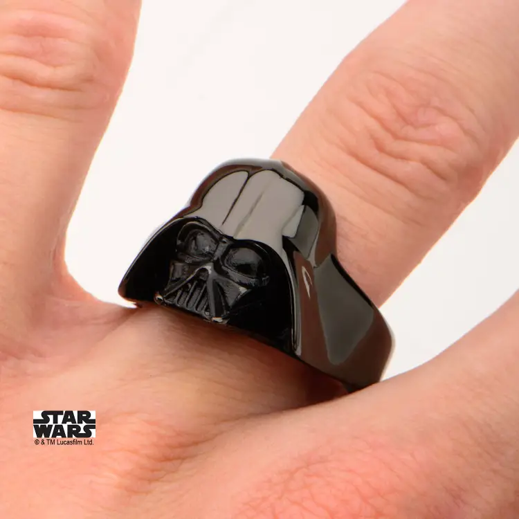 STAR WARS - Męski pierścionek 3D Darth Vader ze stali szlachetnej - Rozmiar 12