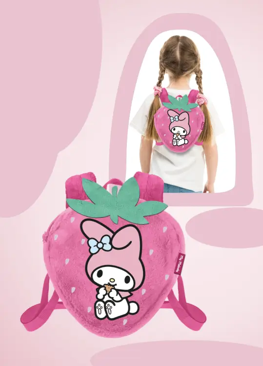 MY MELODY - Strawberry - Mini plecak futrzany '25x22x12cm'