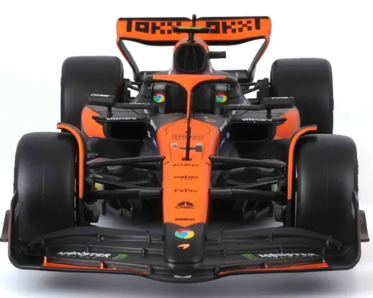FORMUŁA 1 - F1 Mc Laren Mcl38 z Norrisem - Zestaw modelarski 1/24