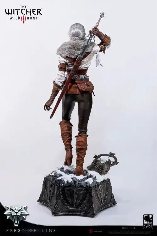 CZAROWNICA 3 - Ciri z Cintry - Statua Prestige Line 1/2 111 cm