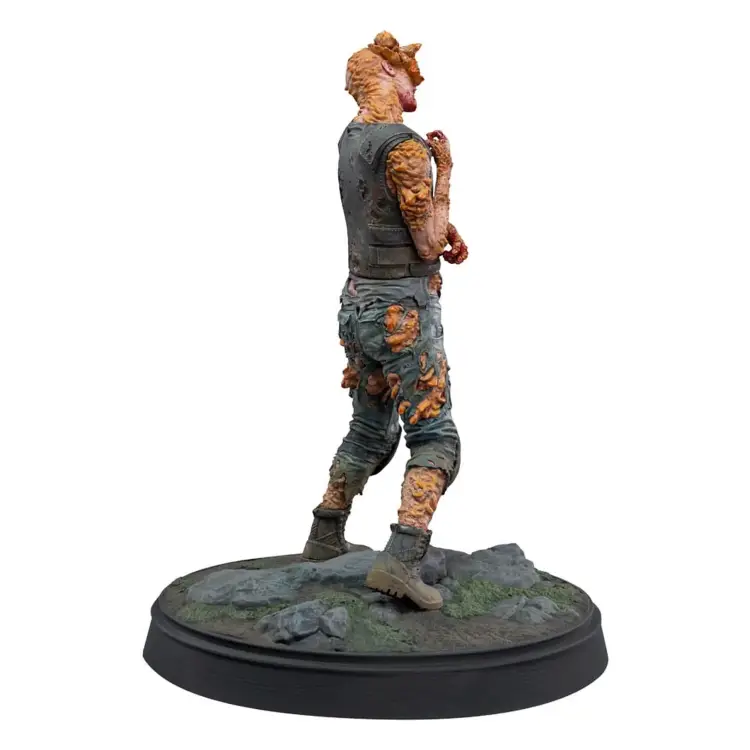Dark Horse - The Last of Us Part II  Armored Clicker 22 cm