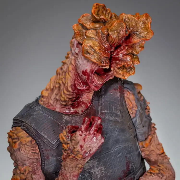 Dark Horse - The Last of Us Part II  Armored Clicker 22 cm