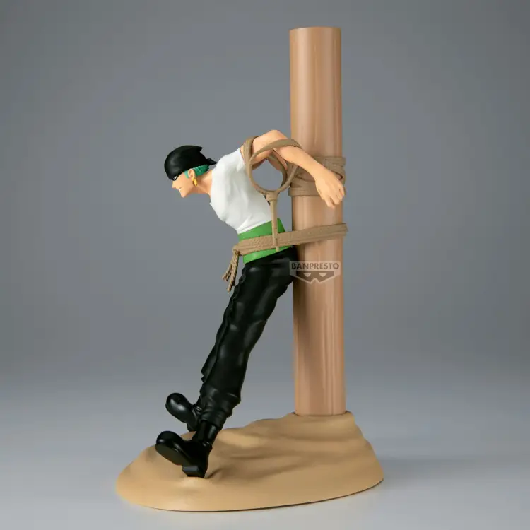 ONE PIECE - Zoro - Żywa figurka 17 cm