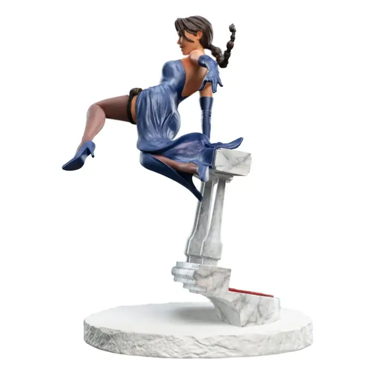 TOMB RAIDER - Lara Croft "A deal at the Opera" - Statuetka 17 cm