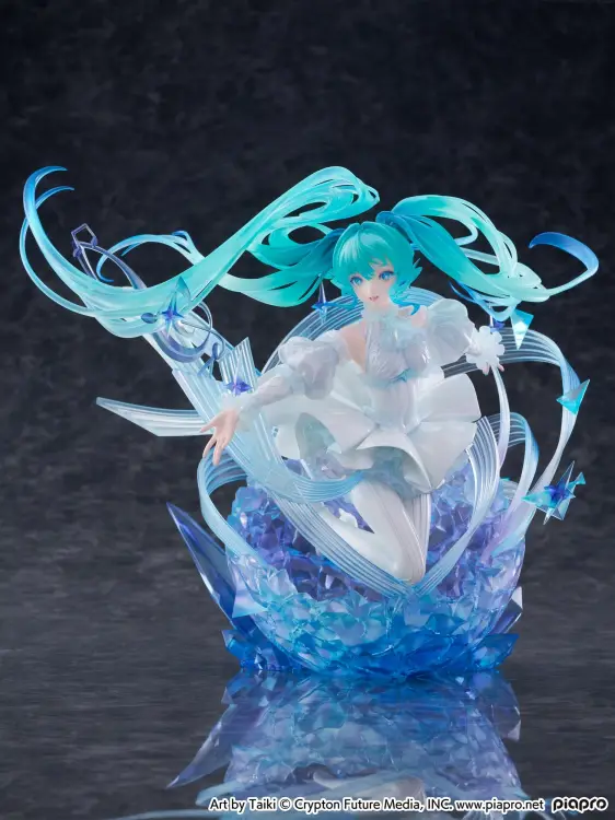 HATSUNE MIKU - Crystall Dress - Statuetka 1/7 22.5cm