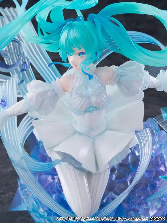 HATSUNE MIKU - Crystall Dress - Statuetka 1/7 22.5cm