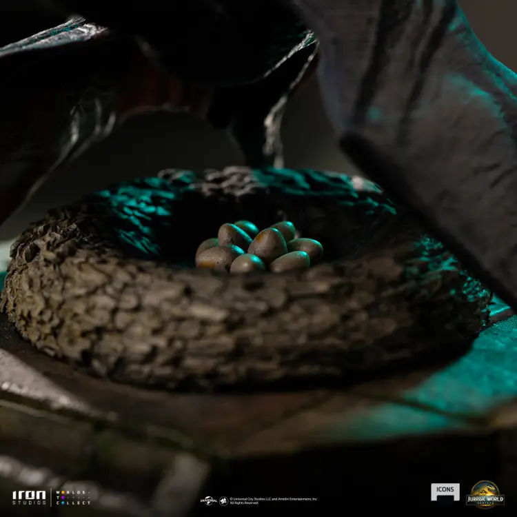 JURASSIC WORLD: REBIRTH - Quetzalcoatlus - Statua Ikony 25,8 cm