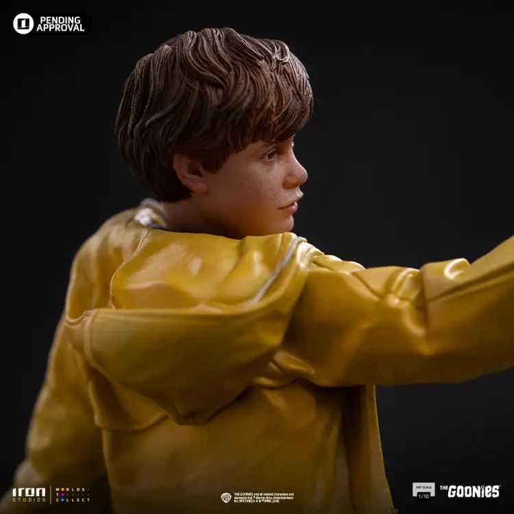 THE GOONIES - Mikey Walsh - statuetka w skali 1/10 21 cm