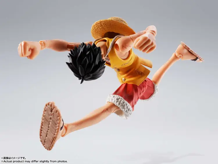 ONE PIECE - Luffy "Marineford" - Figurka S.H. Figuarts 14,5 cm