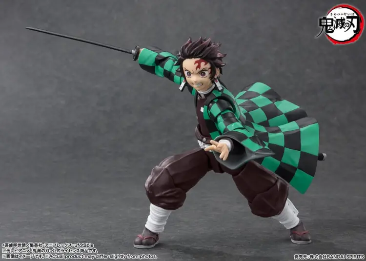 DEMON SLAYER - Tanjiro Kamado - Figurka S.H. Figuarts 14 cm