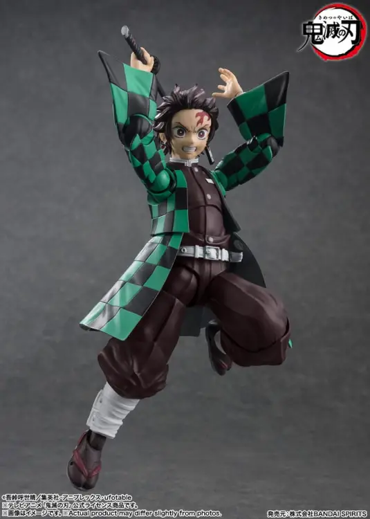 DEMON SLAYER - Tanjiro Kamado - Figurka S.H. Figuarts 14 cm