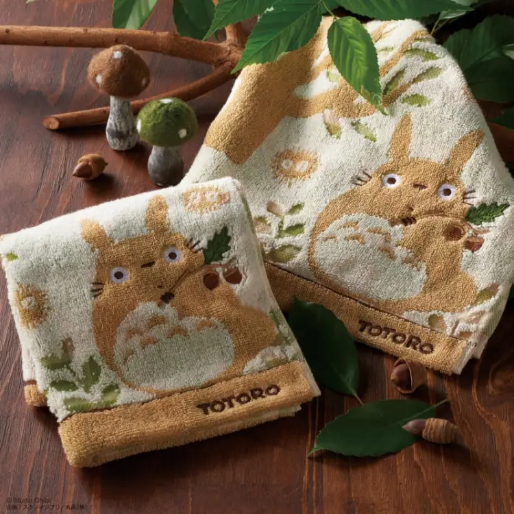 MY NEIGHBOR TOTORO - Totoro - Zestaw upominkowy z bawełnianym ręcznikiem