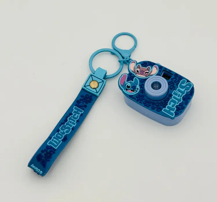 Pyramid - STITCH & ANGEL - Projector Keychain with 8 pictures