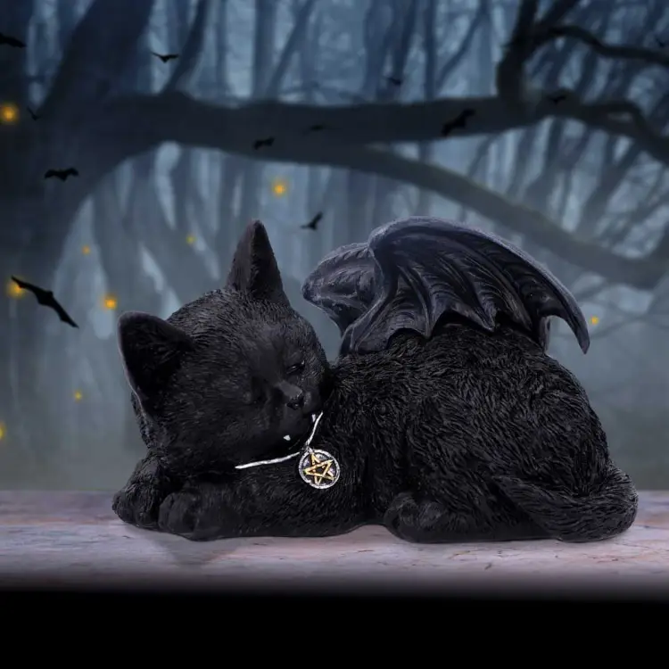 Nemesis Now - Cult Cuties - Nap Vampire Cat 18cm