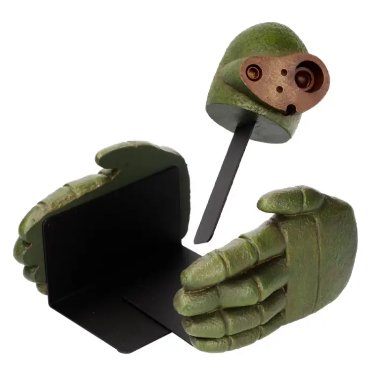 Benelic - CASTLE IN THE SKY - Robot Soldier - Bookends